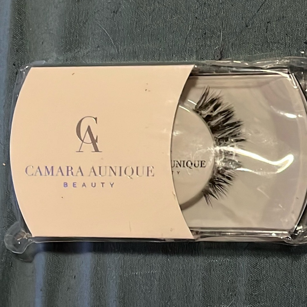Camara Aunique Beauty Eyelashes Mary Lash